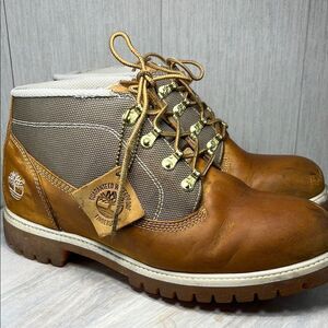 Vintage  Timberland Men's Brown Leather Chukka Boots Size 12